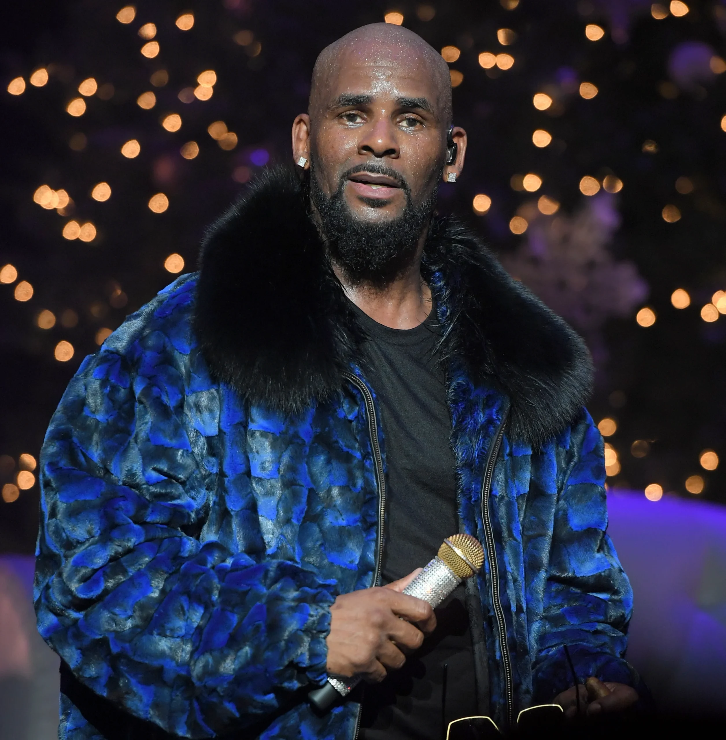 R. Kelly's Rise to Stardom and Early Wealth